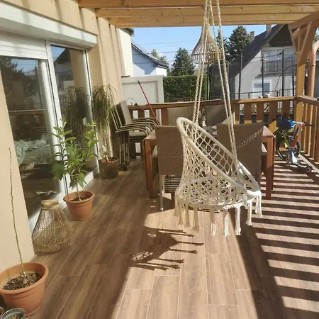 Apartman *