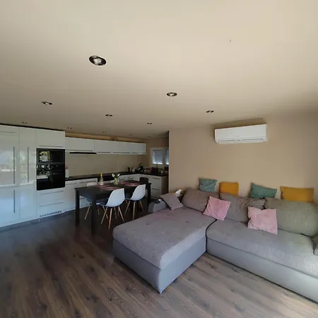 Apartman Nyaraló *